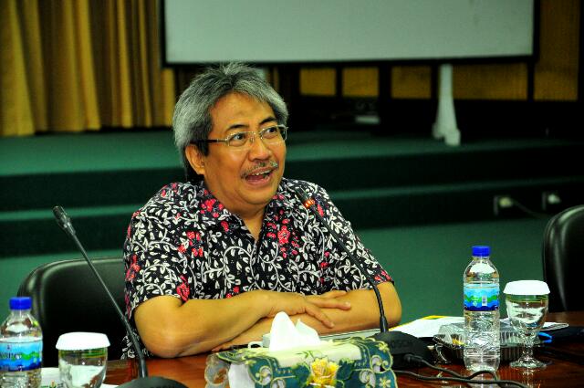 Bustanul Arifin Saat memberikan materi ketahanan pangan di Wisma Kebomas Pt Petrokimia Gresik.