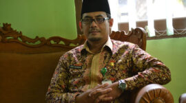 Haris Hasanudin - Kepala Kemenag Gresik