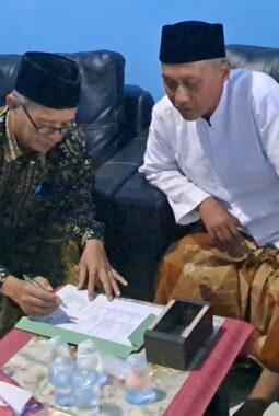 Hibah Tanah untuk Kantor NU Tebuwung Resmi Diserahkan