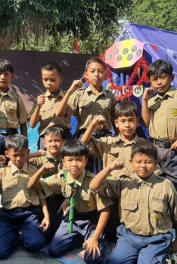 193 Siswa SD Muwri Ikuti Kemah HW Akhir Pekan