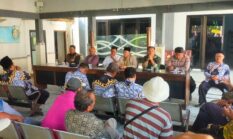 Petani Melirang Protes Lahan Diratakan PT BIP