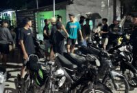 Oplus_0