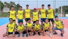 klub Voli RW 1 Serah berfoto sebelum bertanding
