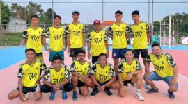 klub Voli RW 1 Serah berfoto sebelum bertanding
