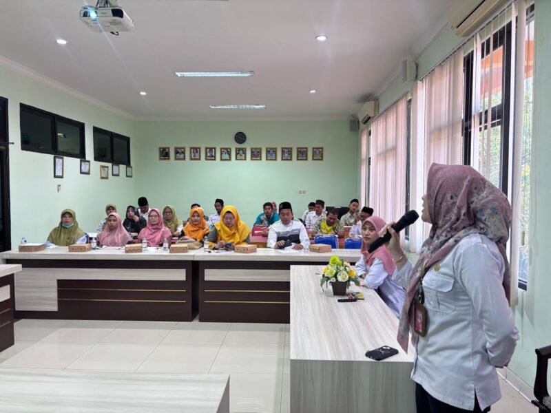Puskesmas Mentaras gelar lokakarya kesehatan bersama kepala sekolah se-Kecamatan Dukun bahas isu kesehatan siswa dan lingkungan sekolah.
