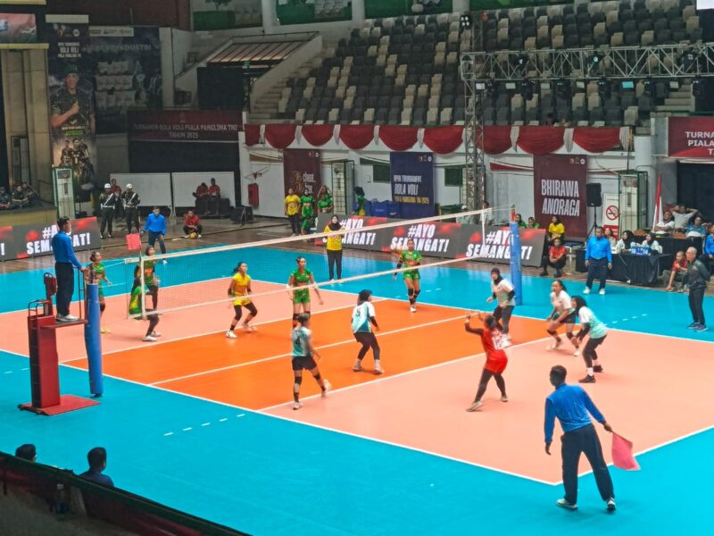 Petrokimia Gresik rebut juara tiga Piala Panglima TNI 2025 usai kalahkan Club 76 Brigif 16/Wira Yudha dengan skor telak 3-0 di GOR Tridharma.