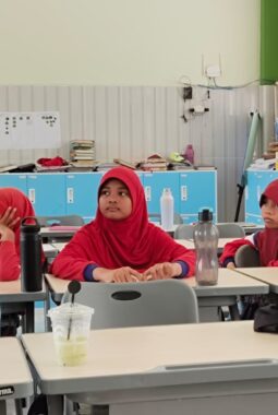 Menggali Pesan Moral dalam Film, Selalu Ada Peran Ayah-Ibu di Balik Sukses Anak