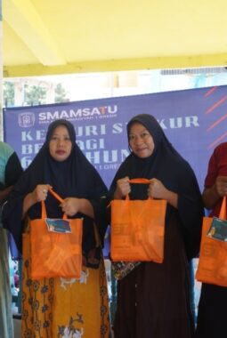 Berbagi dari Laut, Menembus Mimpi: Milad ke-60 SMA Muhammadiyah 1 Gresik