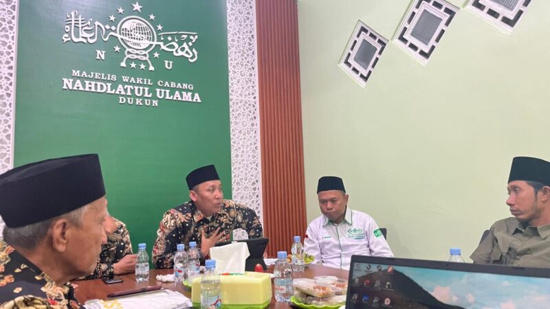 MWCNU Kebomas kunjungi KSPPS NU Dukun. Aset capai Rp34,5 miliar dengan target SHU Rp2,5 miliar akhir 2025.