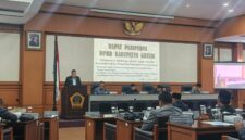 DPRD Gresik menyoroti efektivitas penyertaan modal daerah ke PT Gresik Migas dan mempertanyakan dampaknya terhadap PAD.