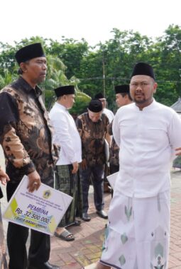 Di Hari Santri Suasana Kantor Bupati Gresik Jadi Bak Pesantren
