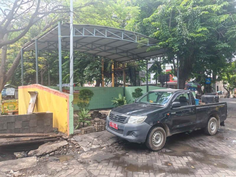 TPS Jaksa Agung Suprapto Gresik resmi ditutup. DLH Gresik siapkan langkah antisipasi jika volume sampah meningkat di TPS sekitar.