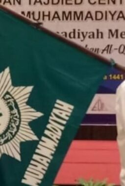 Muhammadiyah di Persimpangan Amanah Kiai Dahlan: Ketika Amal Usaha Melupakan Ruhnya