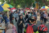 Disparekrafbudpora menonaktifkan Ketua CFD Gresik karena dugaan pungli hingga Rp500 ribu kepada pelaku UMKM.