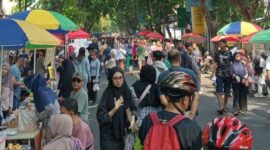 Disparekrafbudpora menonaktifkan Ketua CFD Gresik karena dugaan pungli hingga Rp500 ribu kepada pelaku UMKM.