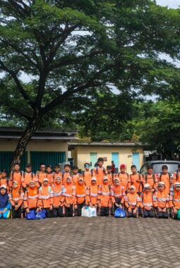 Outbond Ceria SD Muwri Asah Kemandirian Siswa