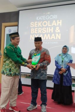 SD Muwri Raih Dua Penghargaan LLSMS 2025