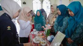 Sebanyak 65 ibu di sekitar wilayah operasi Smelter PTFI Gresik mengikuti edukasi dan lomba kreasi MPASI berbasis pangan lokal,