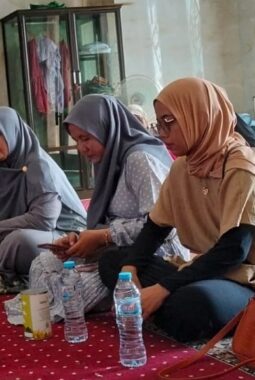 Kajian Fiqih Wanita Ikwam SD Al Islam Cerme Kupas Tuntas Thoharoh dan Jalan Menuju Surga