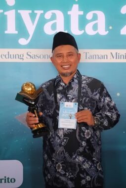SD Muhammadiyah 1 Wringinanom Raih Penghargaan Adiwiyata Mandiri
