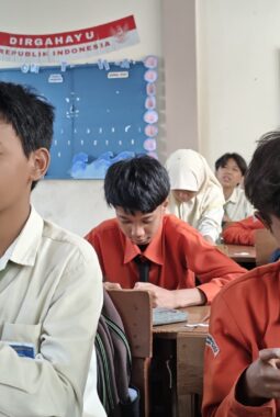 Modern dan Transparan, Spemupat Selenggarakan Ujian Semester Berbasis Android