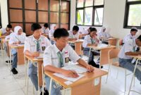 Sekolah Rakyat Gresik melaksanakan assessment semester ganjil dengan fokus kesehatan, gizi, dan pembelajaran dasar bagi siswa desil 1 dan 2.