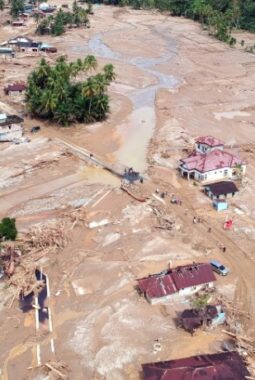 Muhammadiyah Gresik Galang Bantuan Untuk Bencana Di Sumatera