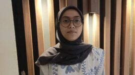 Peneliti Ecoton Rafika Aprilianti : menemukan seluruh sampel air ketuban dan urine ibu hamil di Gresik terkontaminasi mikroplastik.