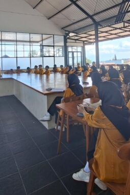 Dari Pelajar Biasa Jadi Pemimpin Masa Depan, Jaabir Danadyaksa Kobarkan Api Kepemimpinan di ‘Future Leader Camp’ IPM Smamio