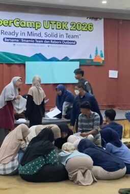 Serunya Main ‘Logic Game’, Siswa Kelas XII SMAMIO Asah Penalaran di Supercamp UTBK 2026