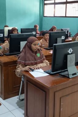 Waow, 1.038 Siswa SD/MI Se-Kabupaten Gresik Antusias Ikuti Try Out TKA 2026 Spemutu
