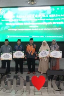 UMG Berikan Santunan kepada Puluhan Anak Yatim di 4 Kecamatan Kabupaten Gresik