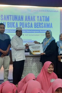 Ikwam Spemdalas Berikan Santunan dan Buka Bersama Puluhan Anak Yatim