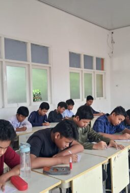 Semarak Milad ke-25, Spemdalas Gresik Gelar Lomba Cerpen Bertema Kebanggaan Sekolah