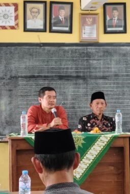 Halal Bihalal Foskam MTs/SMP Muhammadiyah, Sate dan Gule Kambing Jadi Menu Pemersatu Kepala Sekolah