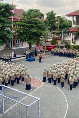 Langkah Tegap Selepas Zuhur: Baris-Berbaris Hizbul Wathan, Siswa Spemdalas Tak Kehilangan Semangat