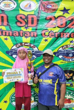Kilau Prestasi di Lapangan Olga, Qonita Aisyah Sabet Juara 1 Badminton O2SN Cerme 2026
