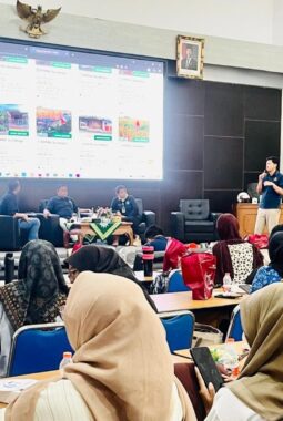 Ratusan Mahasiswa UMG Belajar dan Praktik Lelang dalam DJKN Goes to Campus