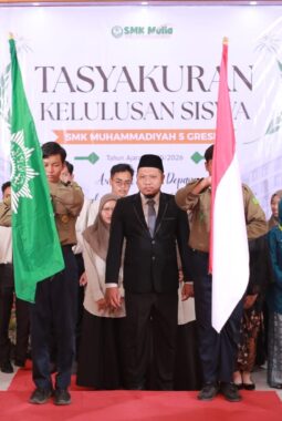 Tasyakuran Kelulusan SMK Mulia Gresik Penuh Makna