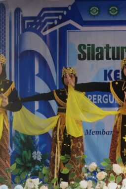 Akhirussanah Muhammadiyah Mojopetung Meriah Sehari Penuh