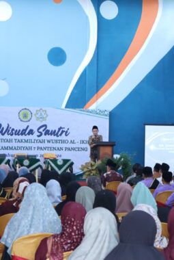 Wisuda MDTW Al Ikhlash Gresik Diikuti 33 Santri