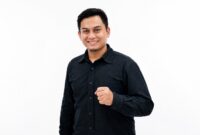 Muhsin Budiono - Pengamat Energi. 
Kepala Bidang Media & Komunikasi FSPPB (Federasi Serikat Pekerja Pertamina Bersatu)
